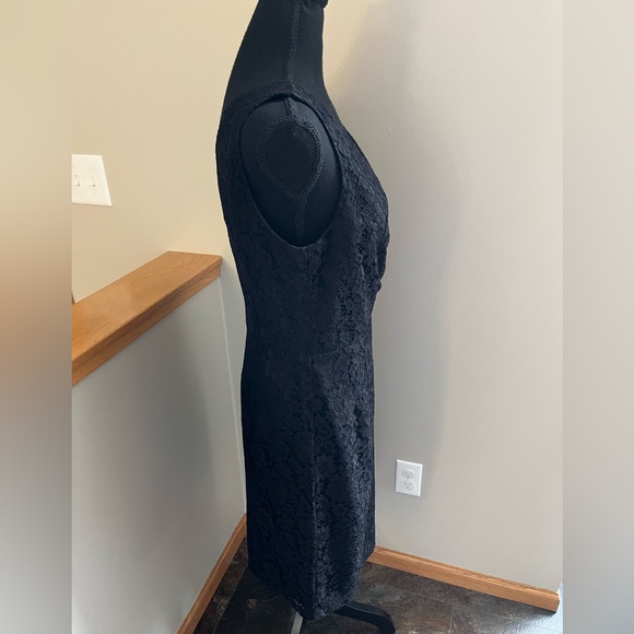 Women’s Donna Morgan Collection black sleeveless floral lace overlay dress. Sz.6 - Picture 2 of 16